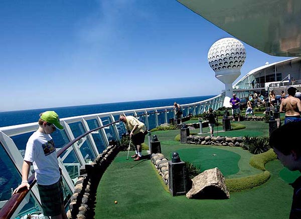 biggest ship in the world  4