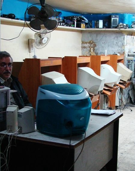 internet cafe all around the world