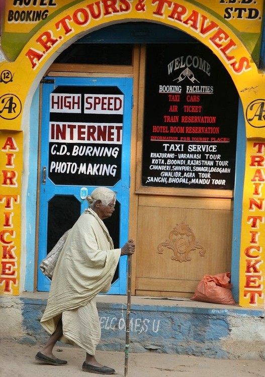 internet cafe all around the world