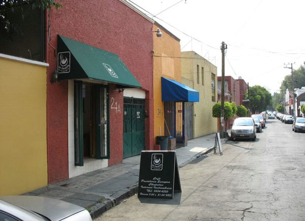 internet cafe all around the world