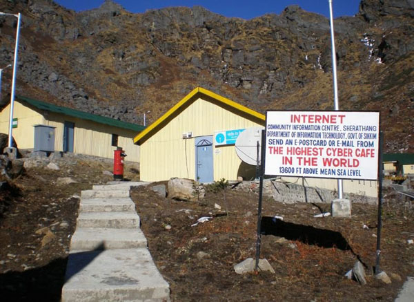 internet cafe all around the world