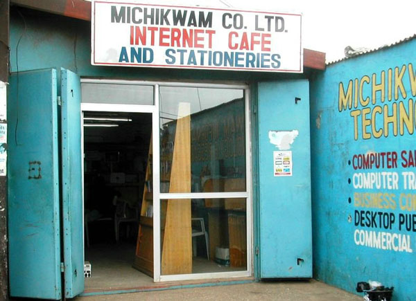 internet cafe all around the world