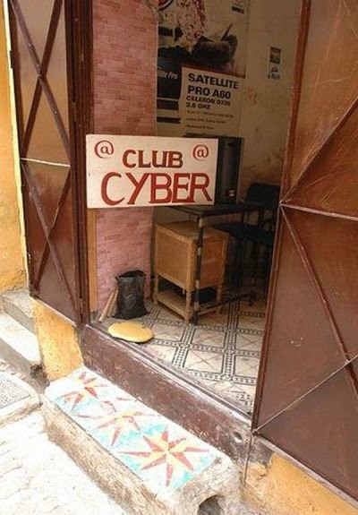 internet cafe all around the world